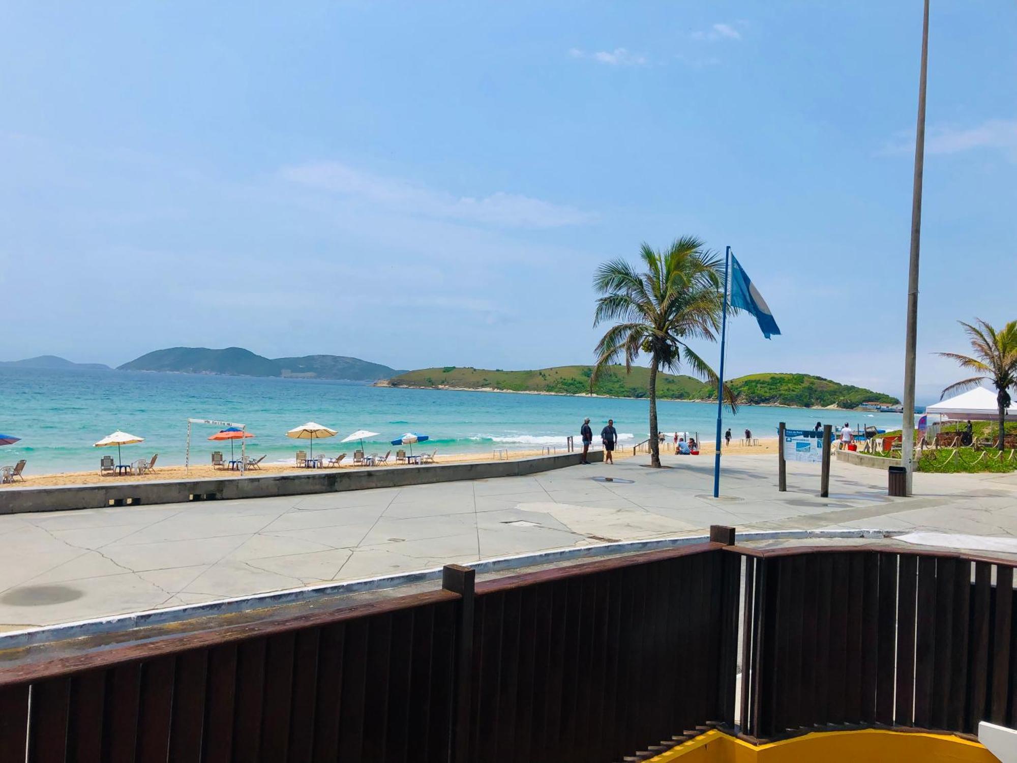 Flat Pe Na Areia Cabo Frio Aparthotel Exterior photo